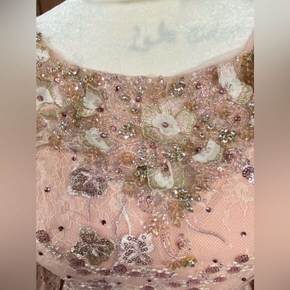 Mac Duggal Long Sleeve Floral Embroidered Tea Length Dress size 4 - Picture 7 of 16